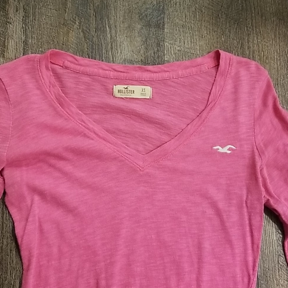 Like new long sleeved vneck - Picture 2 of 2